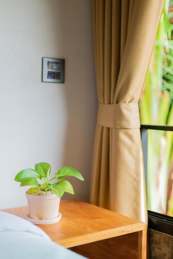 In My Place Cafotel Khlong Thom المظهر الخارجي الصورة
